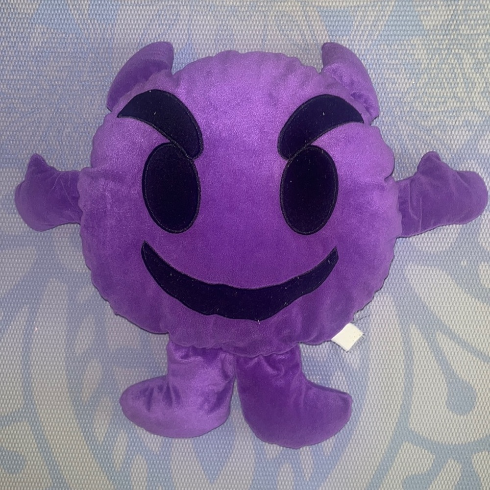 Emoji pillow *original price is not known*